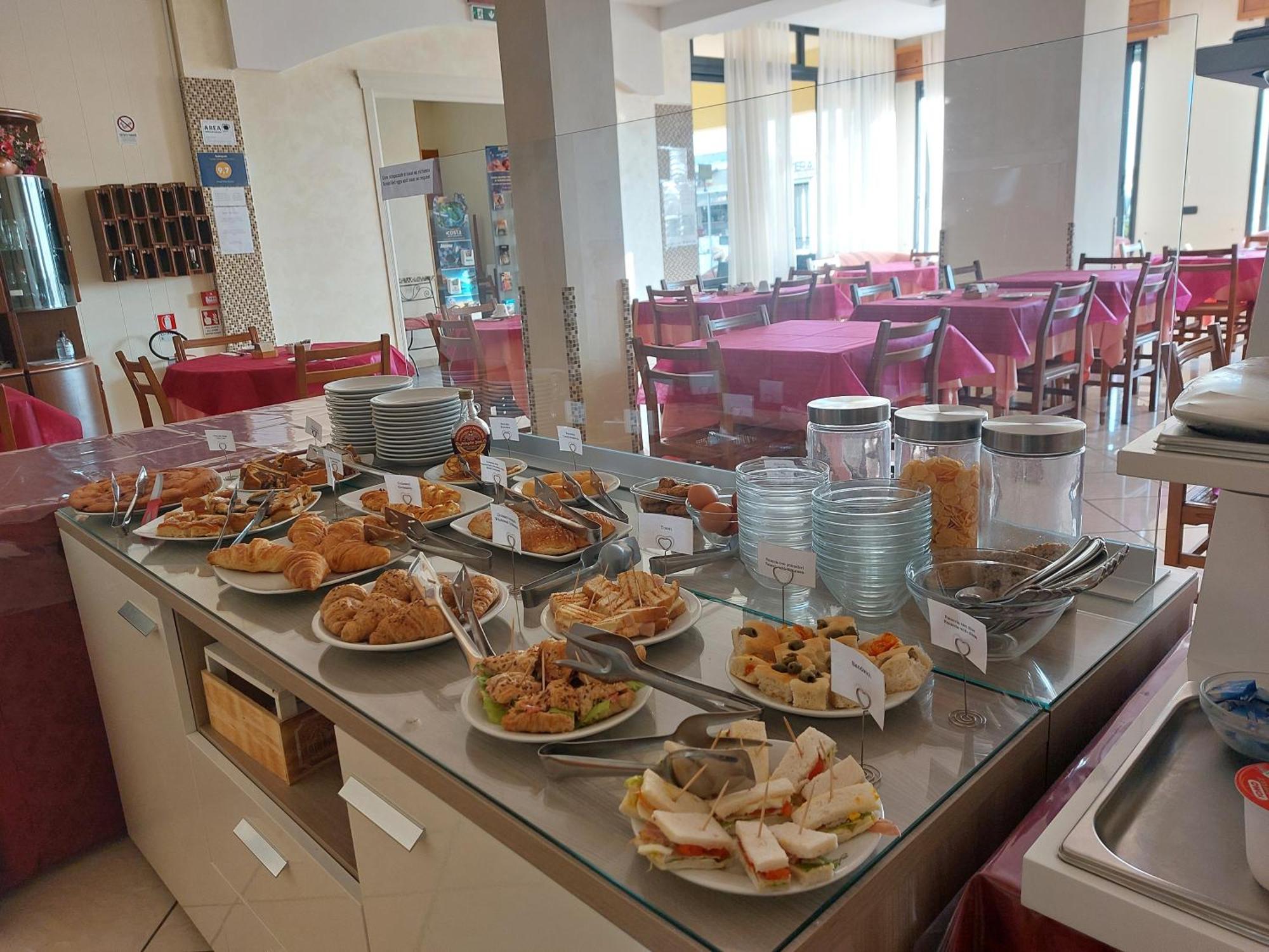 Hotel Villa Aurora Bellaria-Igea Marina Zewnętrze zdjęcie