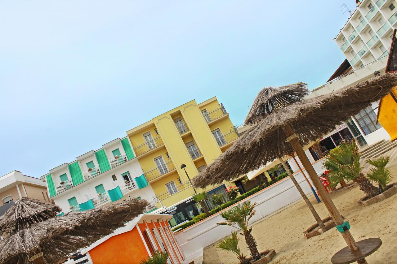 Hotel Villa Aurora Bellaria-Igea Marina Zewnętrze zdjęcie